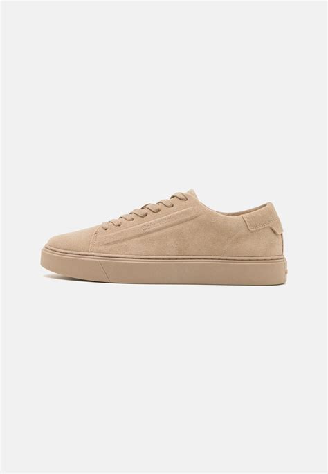 calvin klein sneaker herren beige|More.